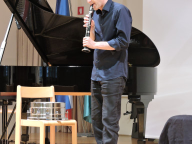 Uroš Rojko in pol klarinet