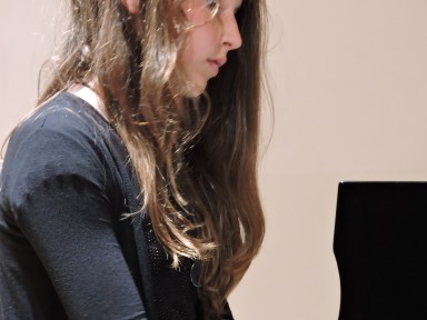 Iza Kravanja