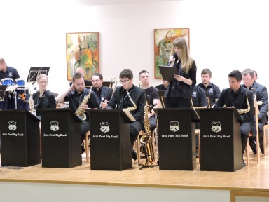 Koncert je povezovala Teja Hvala