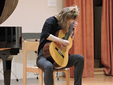 Nina Čebokli