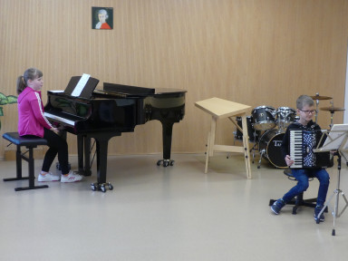 Instrumenti s tipkami