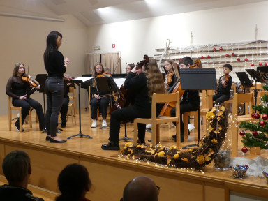 Nastop Mlajšega godalnega orkestra in Mladinskega pihalnega orkestra GŠ Tolmin